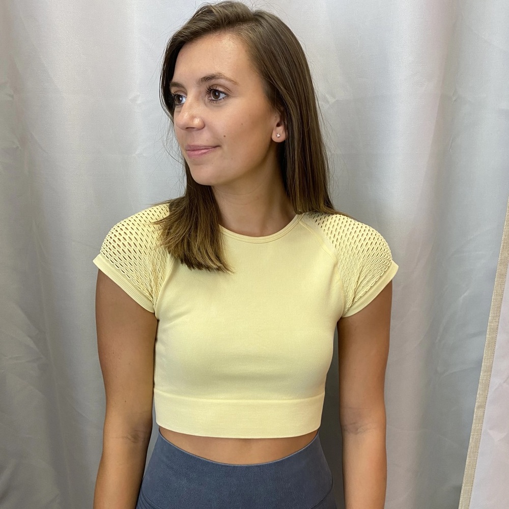 Light Yellow Seamless Workout Crop Top